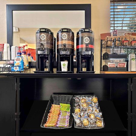 Extended Stay America Suites - Pensacola - University Mall Ferry Pass Ngoại thất bức ảnh